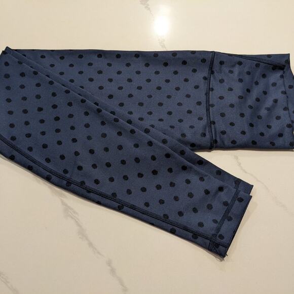 Polka Dot Wunder Under Hi-Rise Leggings - Picture 4 of 6